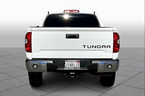 2017 Toyota Tundra SR5