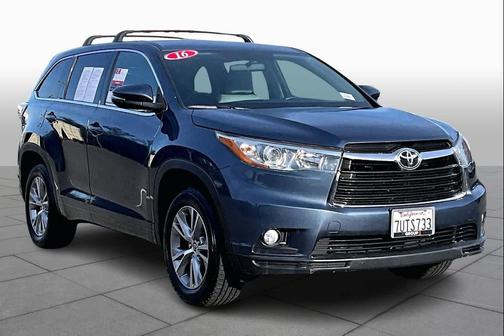 2016 Toyota Highlander LE Plus