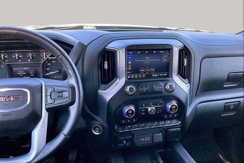 Onyx Black 2022 GMC Sierra 1500 SLT