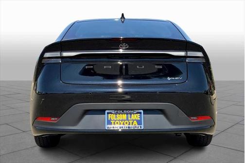 2025 Toyota Prius L