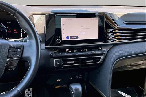 Ice Cap 2025 Toyota Camry SE