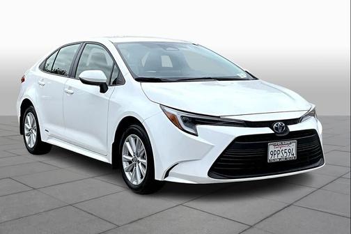 2025 Toyota Corolla Hybrid LE