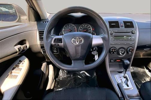 Nautical Blue Metallic 2011 Toyota Corolla LE