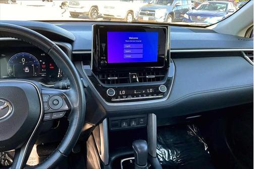 2023 Toyota Corolla Cross XLE