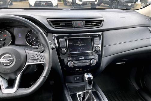 Brilliant Silver 2018 Nissan Rogue SV