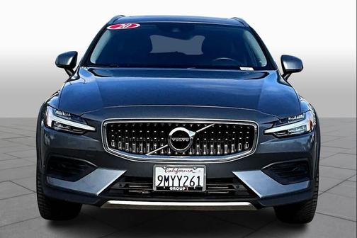 2020 Volvo V60 Cross Country T5