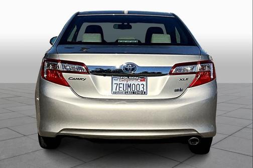2014 Toyota Camry Hybrid XLE