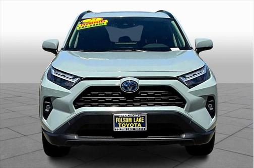 2023 Toyota RAV4 Hybrid XLE Premium