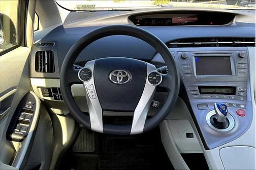 2014 Toyota Prius Three