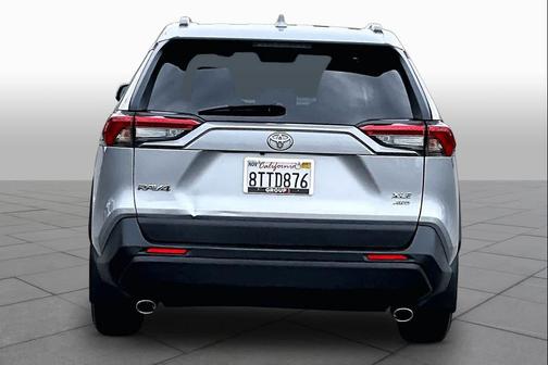 Silver Sky Metallic 2021 Toyota RAV4 XLE