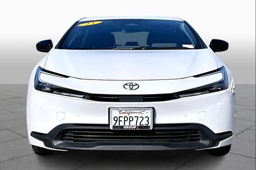 2023 Toyota Prius LE