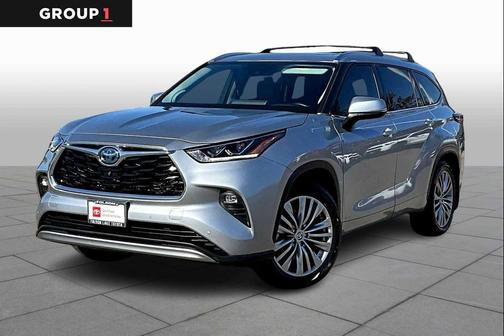 2022 Toyota Highlander Hybrid Platinum