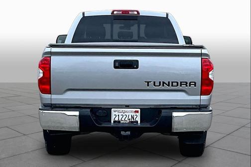 Silver Sky Metallic 2018 Toyota Tundra SR5