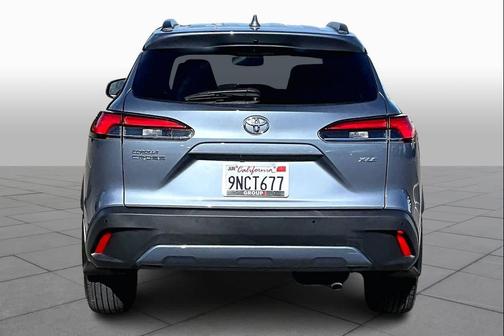 2024 Toyota Corolla Cross XLE