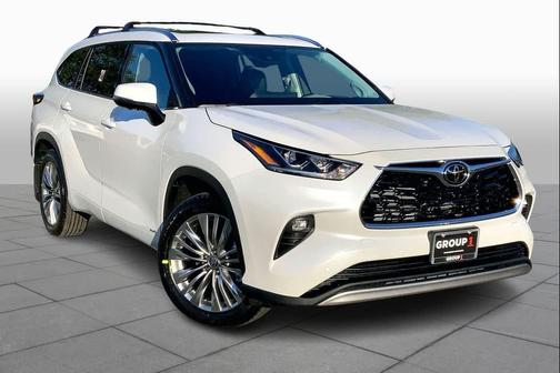 Wind Chill Pearl 2026 Toyota Highlander Hybrid Platinum