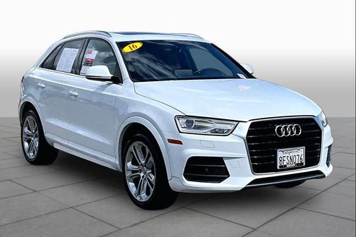 Glacier White Metallic 2016 Audi Q3 2.0T Premium Plus