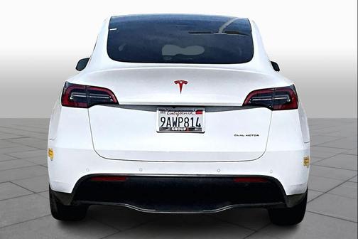 2021 Tesla Model Y Long Range Dual Motor All-Wheel Drive