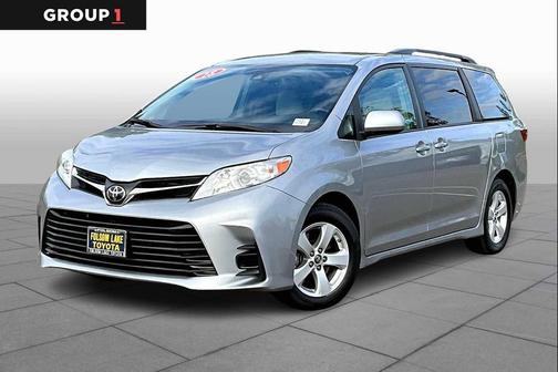 2018 Toyota Sienna LE