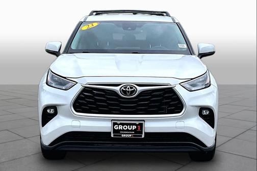 Wind Chill Pearl 2023 Toyota Highlander LE