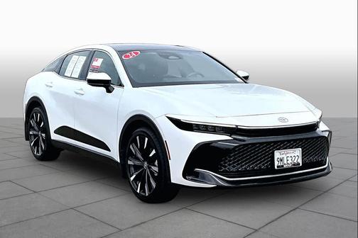 Oxygen White 2024 Toyota Crown Platinum