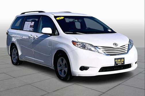 2015 Toyota Sienna LE