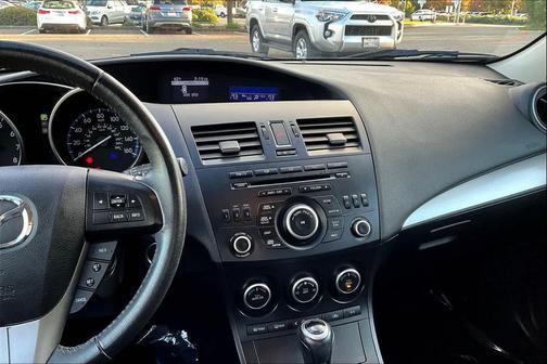 2013 Mazda Mazda3 i Touring