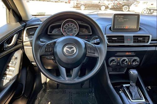 2016 Mazda Mazda3 i Sport