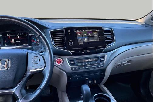 White Diamond Pearl 2019 Honda Pilot EX-L
