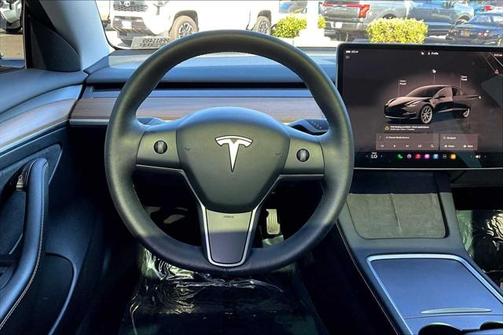2023 Tesla Model 3 Standard Range
