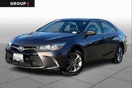 2016 Toyota Camry SE