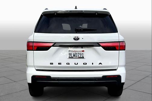 2024 Toyota Sequoia SR5