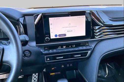 Ice Cap 2025 Toyota Camry SE