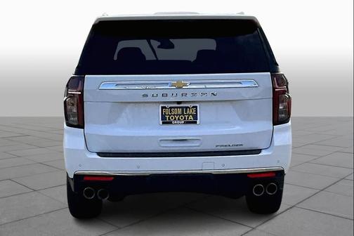 2023 Chevrolet Suburban Premier