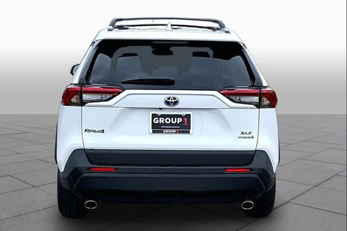 Super White 2021 Toyota RAV4 Hybrid XLE