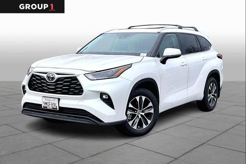 2024 Toyota Highlander XLE
