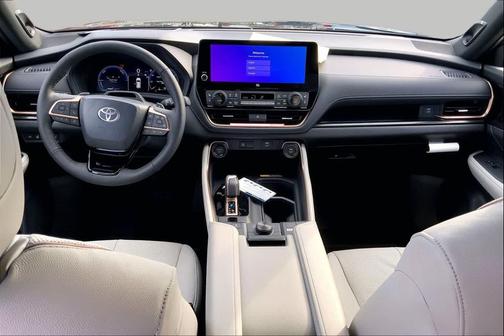 Midnight Black Metallic 2026 Toyota Grand Highlander Hybrid Platinum MAX