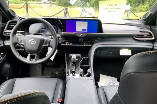 2026 Toyota Crown Signia Limited