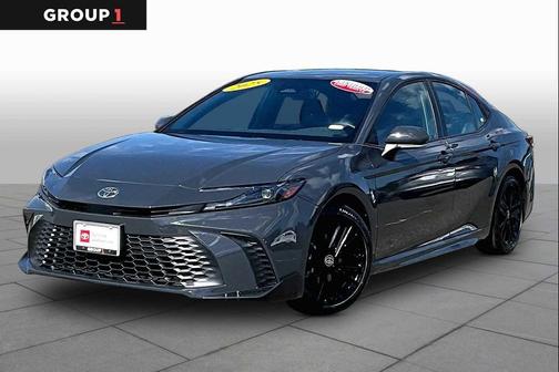 Underground 2025 Toyota Camry SE