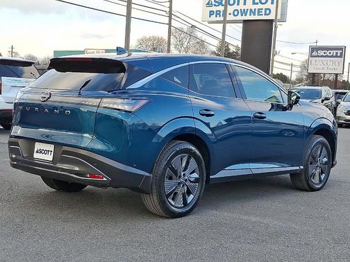 2025 Nissan Murano SL