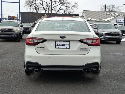 2020 Subaru Legacy Touring XT