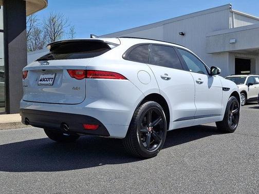 2020 Jaguar F-PACE 25t Checkered Flag Limited Edition