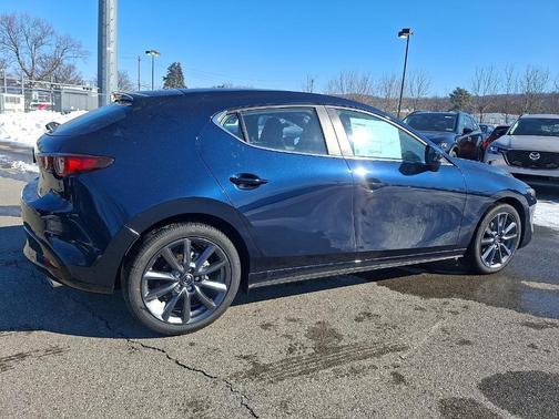 2026 Mazda Mazda3 FWD w/Preferred Package