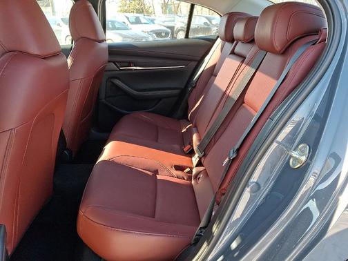 2026 Mazda Mazda3 2.5 S Carbon Edition