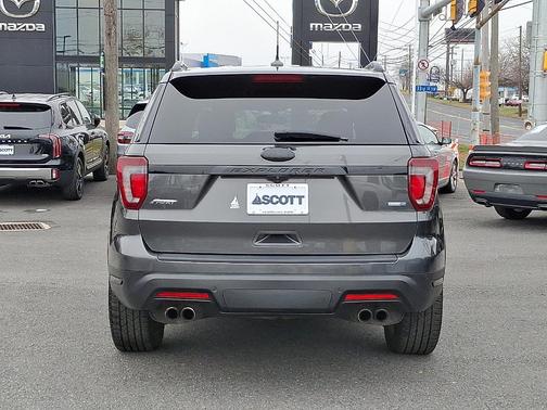 2019 Ford Explorer sport