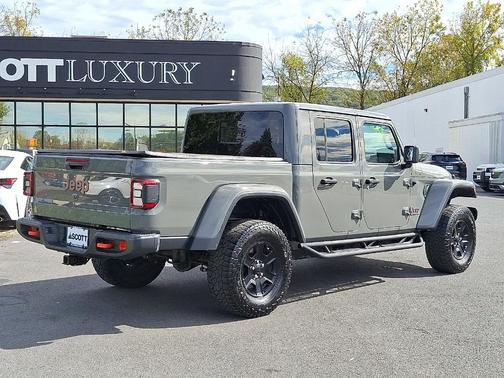 2022 Jeep Gladiator Mojave