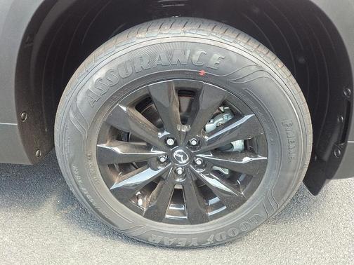 2025 Mazda CX-50 2.5 S Premium Package
