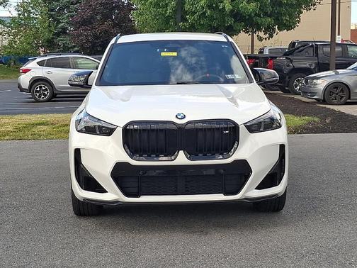 Alpine White 2024 BMW X1 M35i