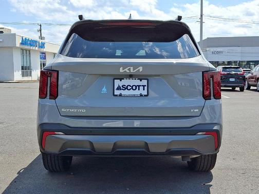 2024 Kia Sorento SX