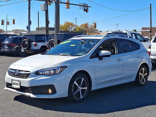 2023 Subaru Impreza 2.0i Premium