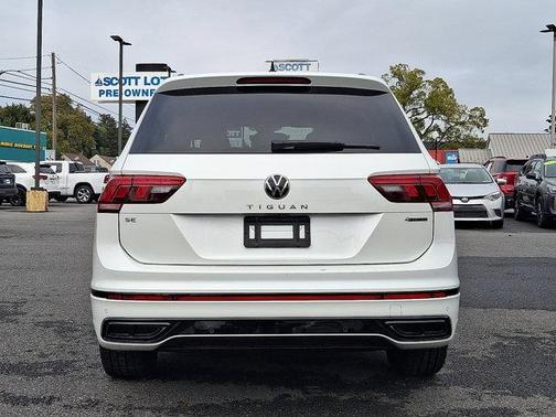 2022 Volkswagen Tiguan 2.0T SE R-Line Black